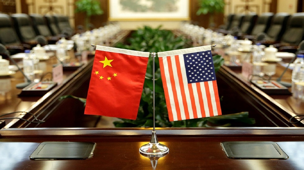 بكين تعتزم اتخاذ إجراءات فعالة بشأن القيود الأمريكية على الشركات الصينية