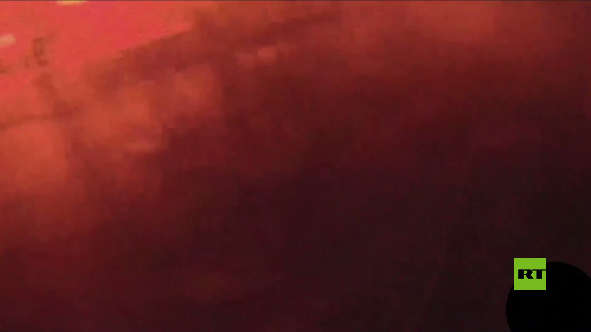 الكاميرا تسجل لحظة انفجار في محطة كهربائية أثناء عاصفة في ناشفيل الأمريكية