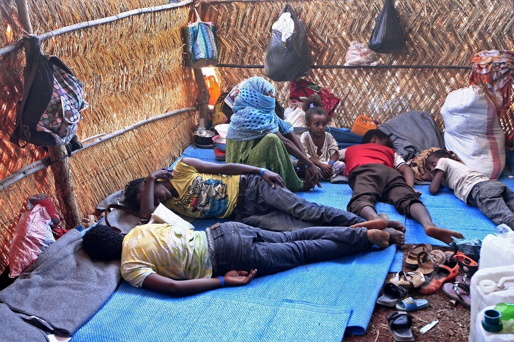 برنامج الأغذية العالمي يحذر من مجاعة تهدد نصف السودانيين