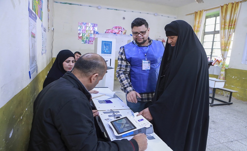 العراقيون ينتخبون مجالس المحافظات (فيديو)