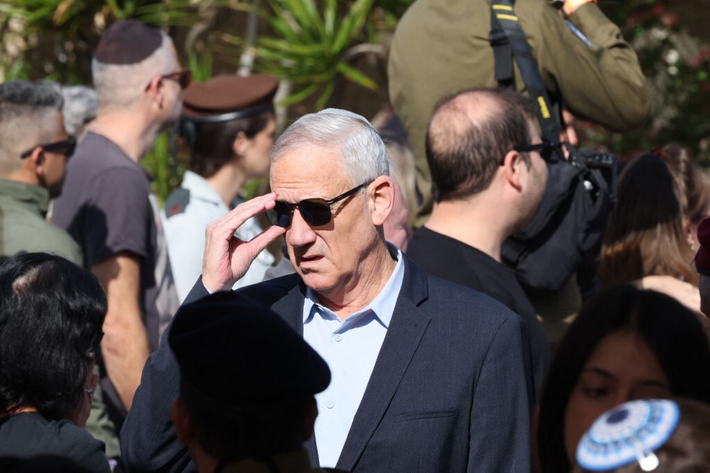 إسرائيل.. استطلاع يظهر فوز غانتس بالانتخابات إذا أجريت اليوم