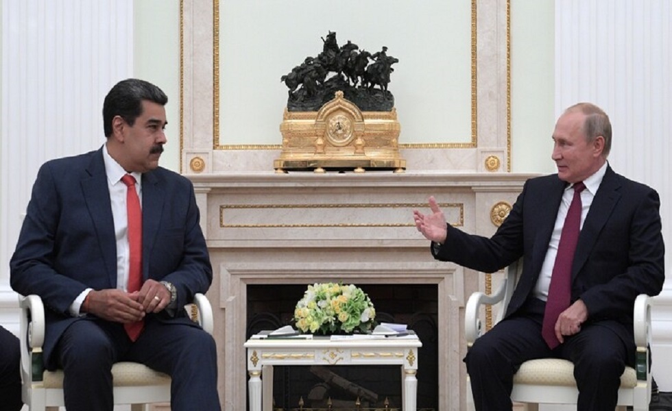 مادورو يصف العقوبات الأمريكية ضد فنزويلا بأنها 
