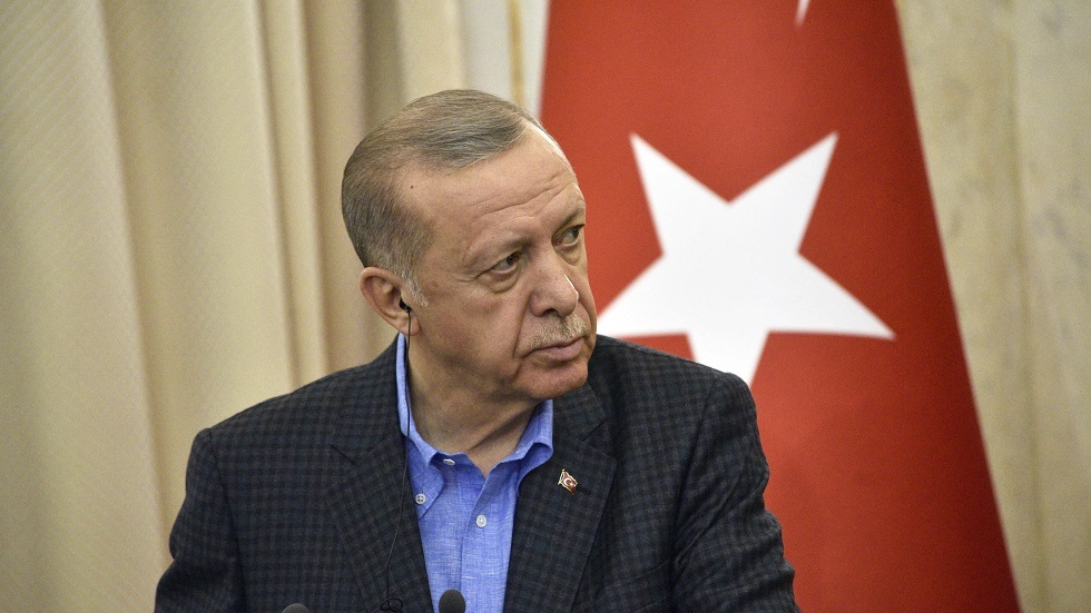 أردوغان يبدأ حملة الانتخابات البلدية في المدن والمقاطعات التركية في يناير المقبل