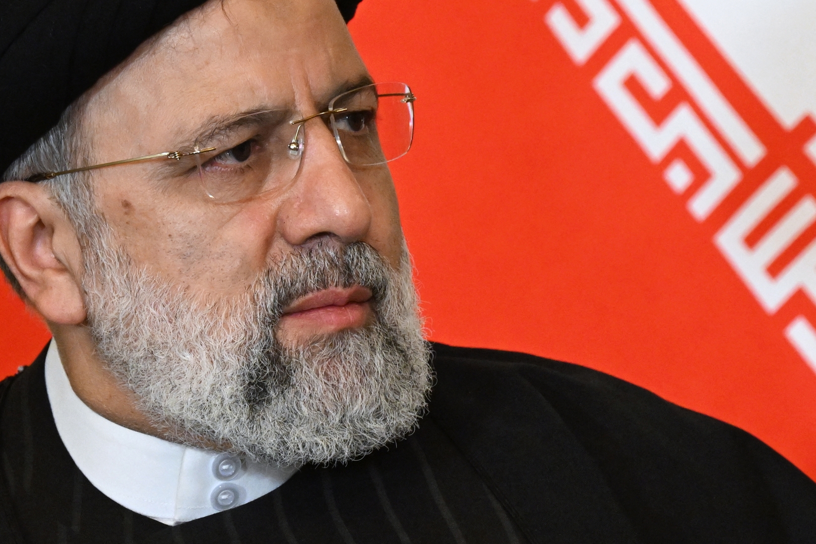 الرئيس الإيراني: اغتيال إسرائيل لمستشار الحرس الثوري علامة على إحباطها وعجزها وستدفع ثمن هذه الجريمة