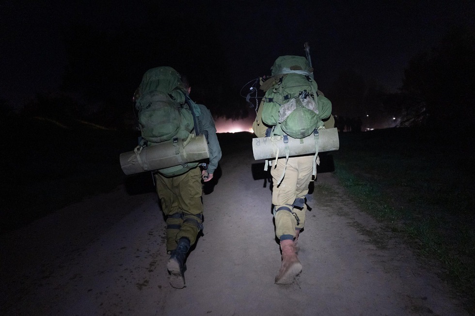غالانت: الجيش الإسرائيلي وصل إلى مناطق لم يطأها من قبل واستولى على غرف لقيادة حماس