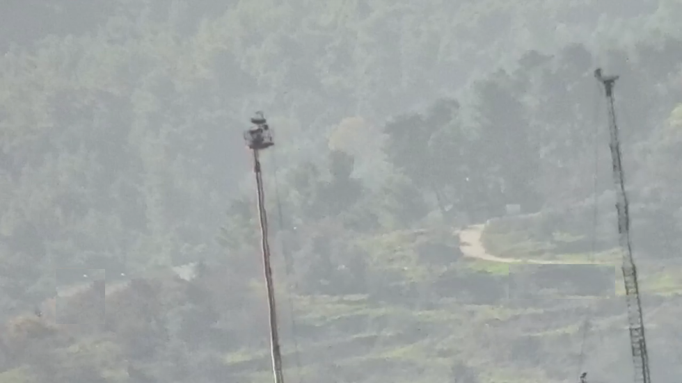 حزب الله ينشر مشاهد من استهداف تجهيزات تجسس إسرائيلية في مزارع دوفيف وموقع حدب يارون (فيديو)