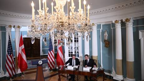 الولايات المتحدة والدنمارك توقعان اتفاقية دفاعية