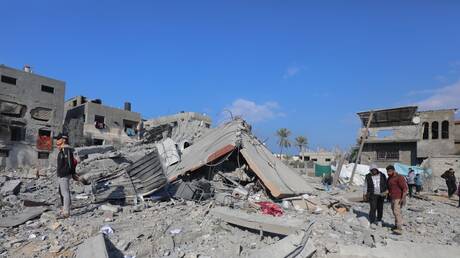 المكتب الإعلامي الحكومي في غزة يتوقع وجود أكثر من 7 آلاف جثة تحت الأنقاض في القطاع