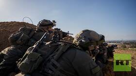 صحيفة "إسرائيل اليوم": مقتل جندي إسرائيلي وإصابة آخرين باستهداف خاطئ من الطيران الإسرائيلي في غزة