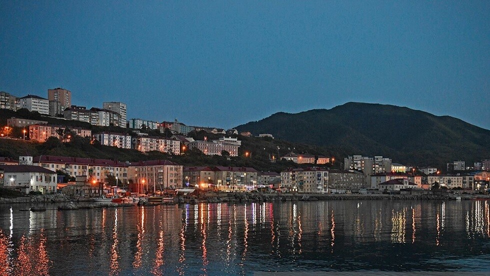 بعد زلزال اليابان.. صدور إنذار من تسونامي في ساخالين وفلاديفوستوك الروسيتين