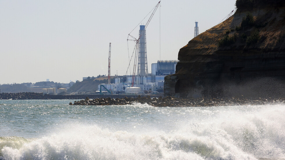 صدور أوامر بإجلاء 100 ألف شخص بسبب مخاطر تسونامي في اليابان