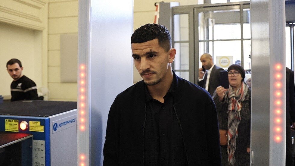 الحكم على الجزائري عطال بالسجن بتهمة التحريض على الكراهية