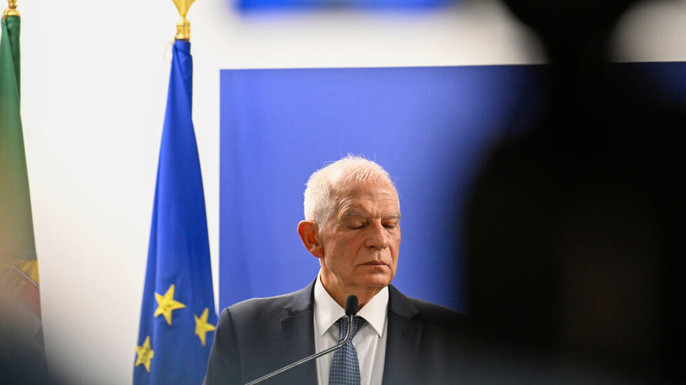 بوريل في لبنان على وقع التصعيد بين إسرائيل و