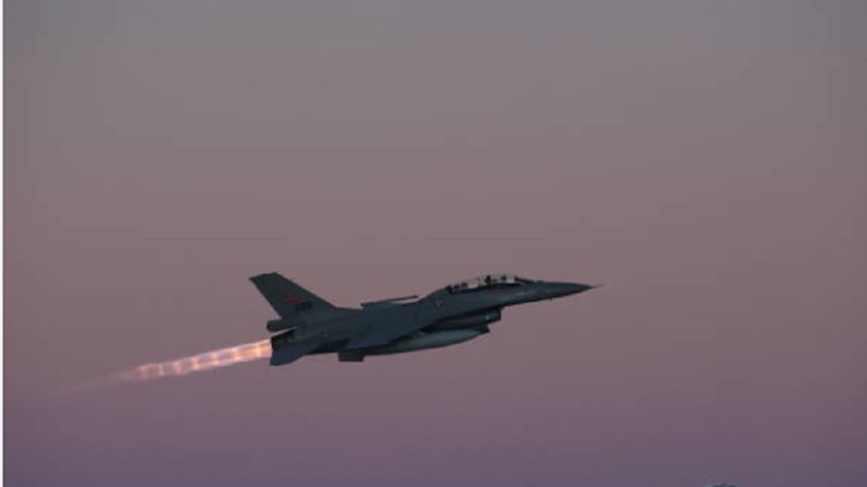 الدنمارك تؤجل تسليم مقاتلات