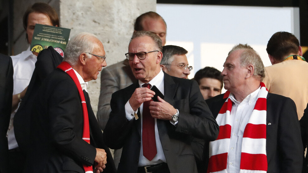 دعوة لإقامة حفل تأبين بيكنباور في ملعب أليانز أرينا