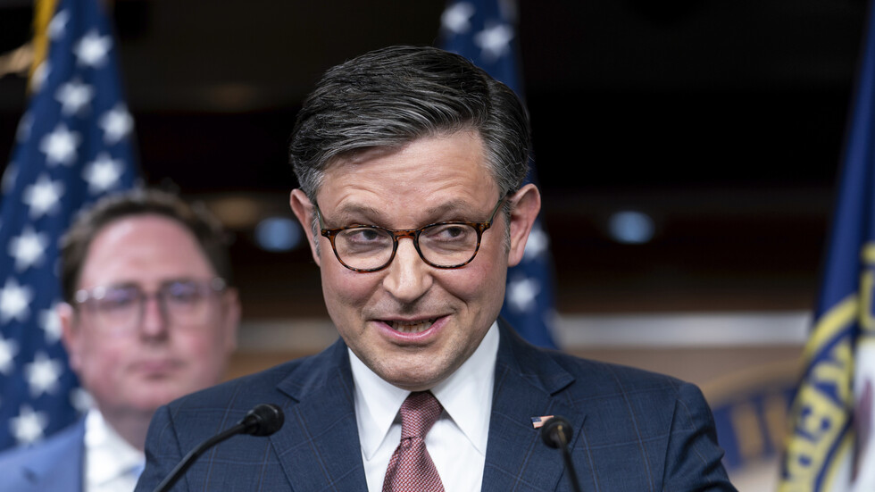 مايك جونسون يتوقع سيطرة الجمهوريين على مجلسي الكونغرس والبيت الأبيض