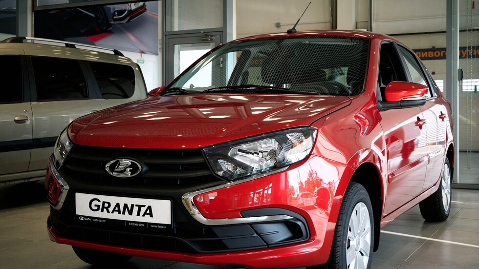 "لادا" للسيارات تعلن عن مبيعات قياسية