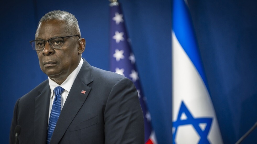 أوستن: الضربات ضد الحوثيين استهدفت رادارات وبنى تحتية للمسيّرات والصواريخ