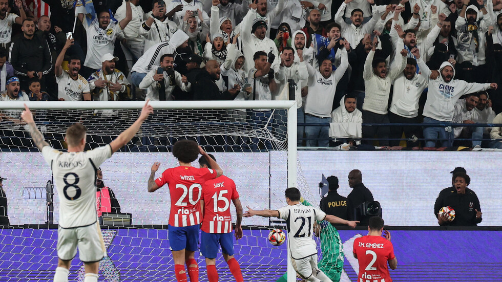 صورة زوجة حارس ريال مدريد تثير بلبلة