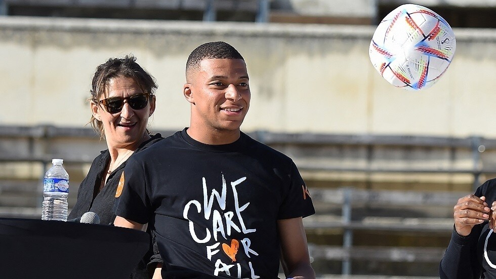 تهديد فايزة العماري يجبر مبابي على تضحية كبرى