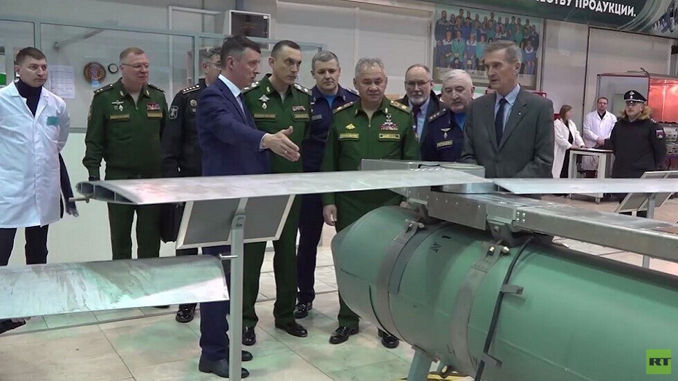 شويغو يتفقد عمل مؤسسة 