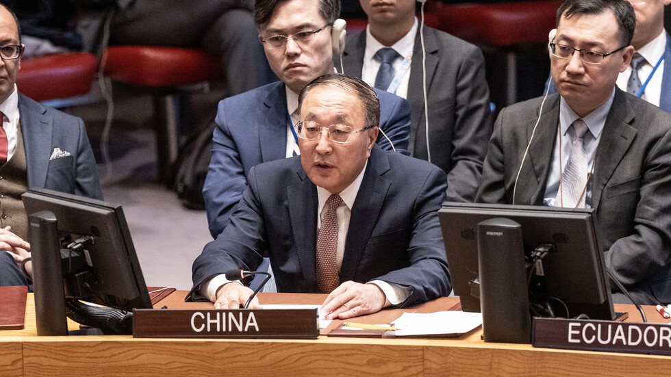 الصين تدعو جميع الدول للعمل على الحفاظ على أمن الملاحة في البحر الأحمر