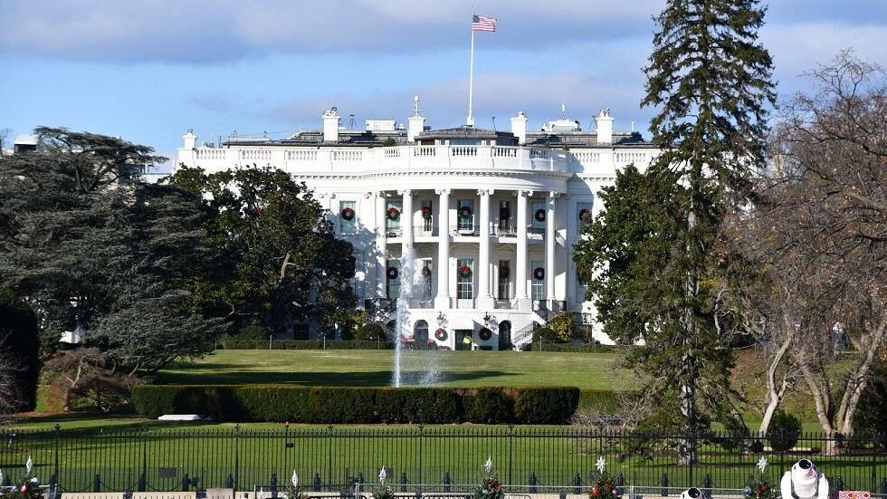 البيت الأبيض يقدم خطة مثيرة للجدل تربط بين إعادة إعمار غزة والتطبيع بين إسرائيل والسعودية