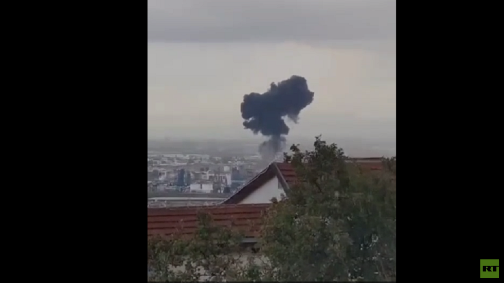 وسائل إعلام إسرائيلية: دوي انفجار قوي في خليج حيفا قرب مصافي تكرير النفط (فيديو)