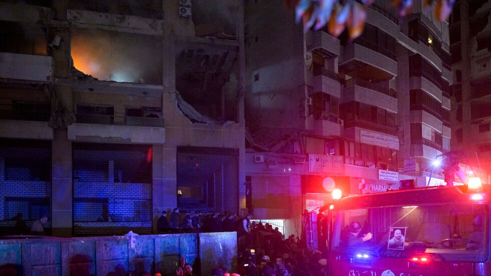 هيئة البث الإسرائيلية: مسؤولون كبار في "حماس" يفرون من لبنان