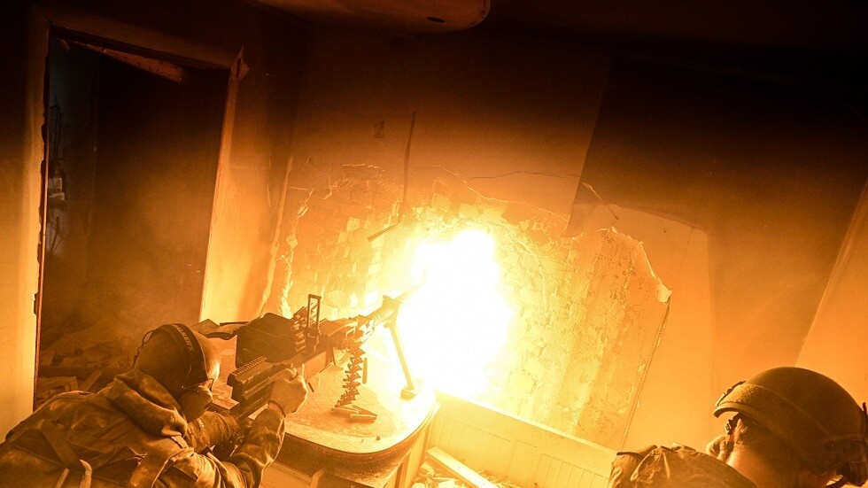 استخبارتي أمريكي سابق: أوكرانيا تلاشت كدولة