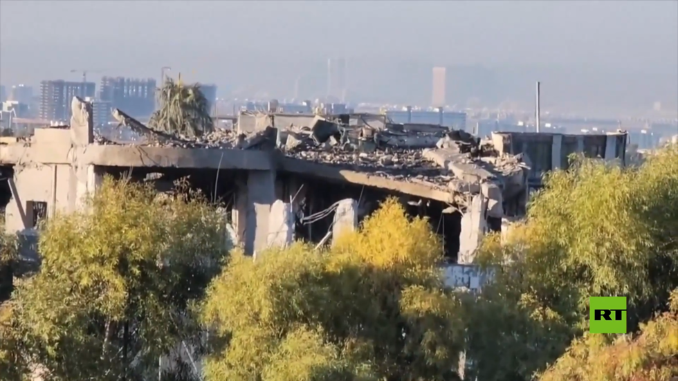 آثار استهداف صواريخ إيرانية لمدينة أربيل شمال العراق