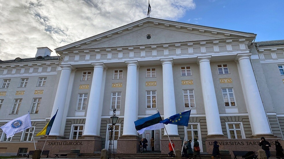 إستونيا تحتجز أستاذا جامعيا روسيا "للاشتباه في عمله لصالح المخابرات الروسية"