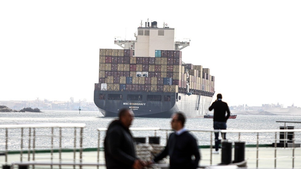 الاتحاد الأوروبي يصف الوضع في البحر الأحمر بأنه 