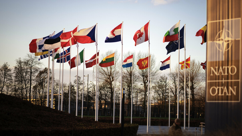 نائب روسي: تصريحات باور عن الاستعداد للنزاع مع روسيا شعبوية وعدوانية