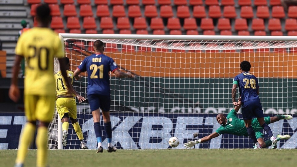 رسالة قوية لمصر.. الرأس الأخضر تسحق موزمبيق (فيديو)