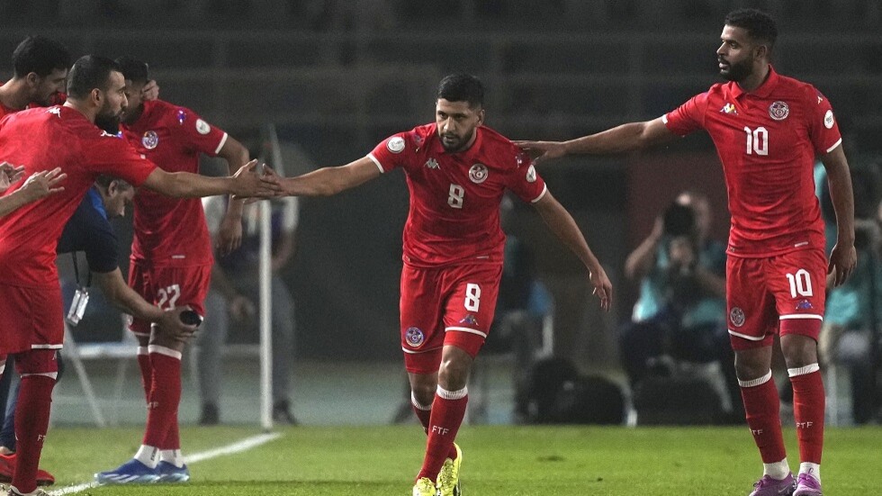 تونس تخرج بنتيجة إيجابية من "ديربي النسور" (فيديو)