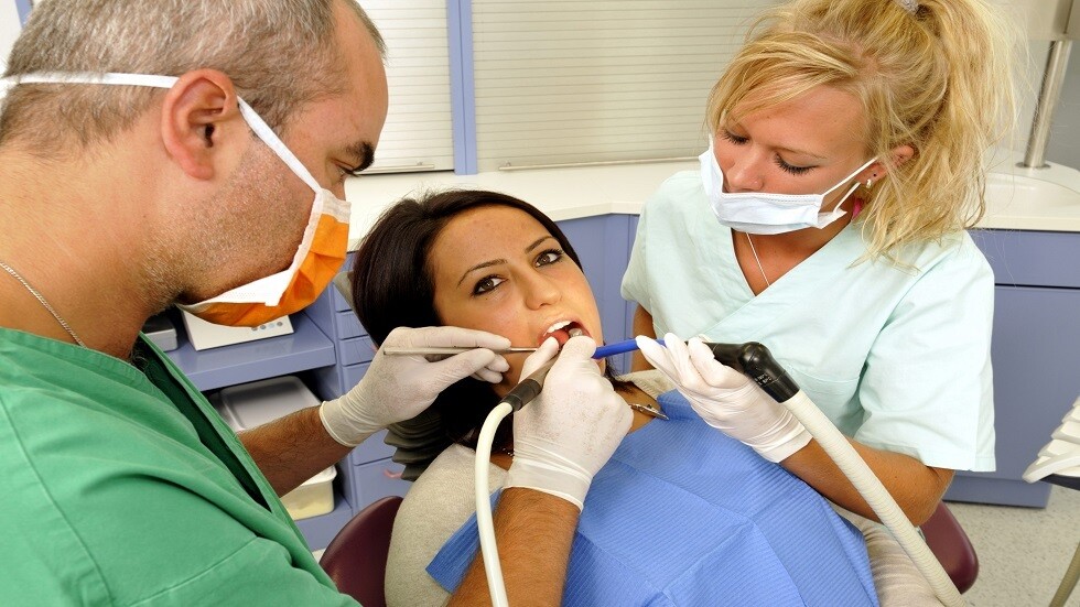 ما تأثير التغذية في صحة الأسنان؟