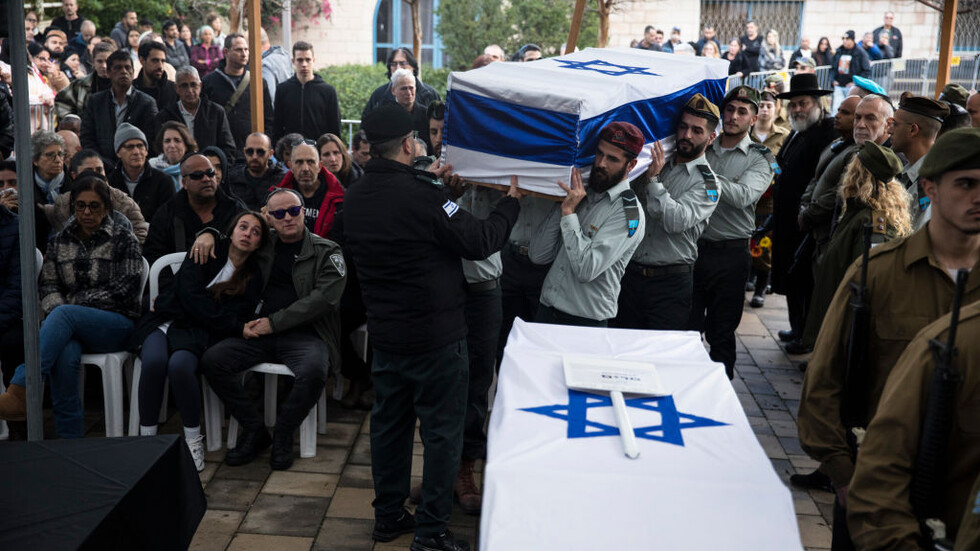 الجيش الإسرائيلي يعلن مقتل 21 جنديا احتياطيا في جنوب قطاع غزة