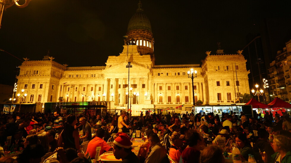 المعارضة الأرجنتينية تطلب من الحكومة تبرير رفضها انضمام البلاد إلى مجموعة 