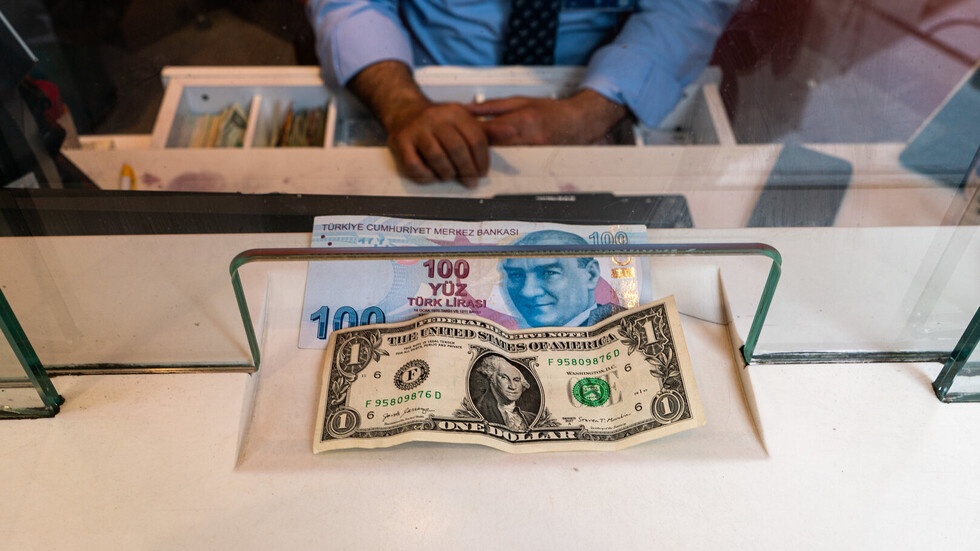 المركزي التركي يرفع سعر الفائدة بواقع 250 نقطة أساس