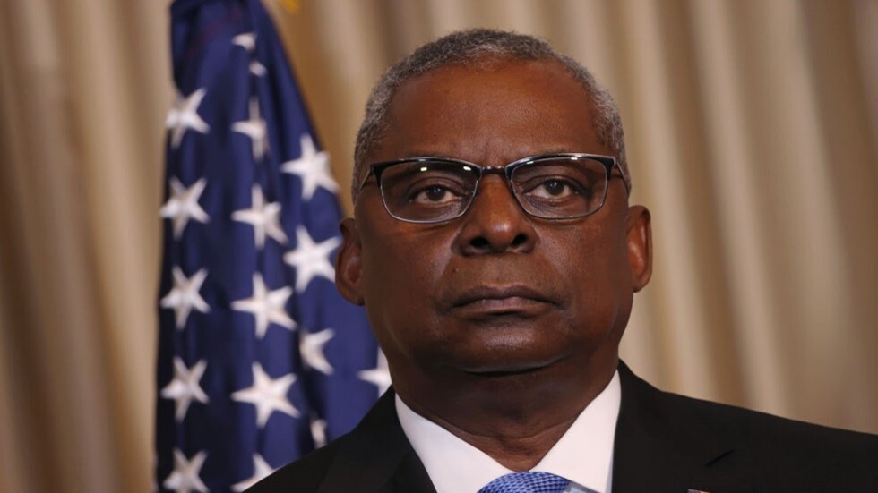 البنتاغون: وزير الدفاع  لويد أوستن لم يستأنف العمل في مكتبه حتى الآن