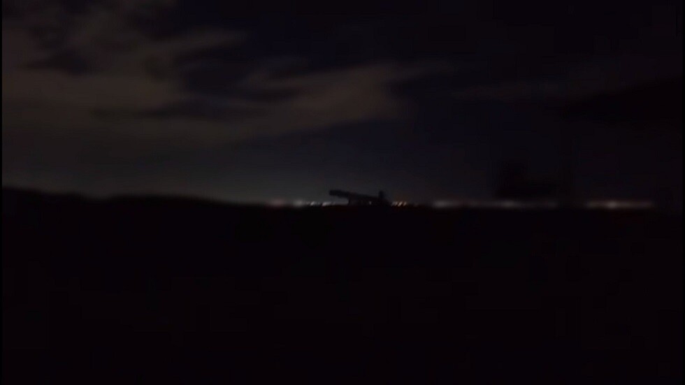 "المقاومة في العراق" تعلن استهداف قاعدتين أمريكيتين في القرية الخضراء وحقل كونيكو في سوريا