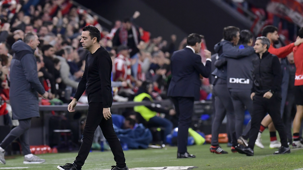 رسميا..  تشافي يعلن رحيله عن برشلونة ويحدد الموعد