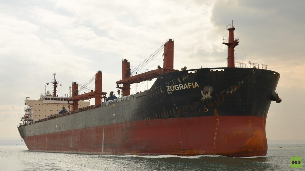 رئيس هيئة قناة السويس: انتهاء أعمال إصلاح سفينة "ZOGRAFIA"