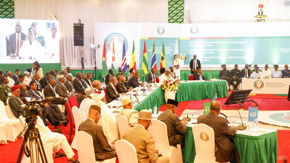 النيجر ومالي وبوركينا فاسو تبلغ مجموعة 