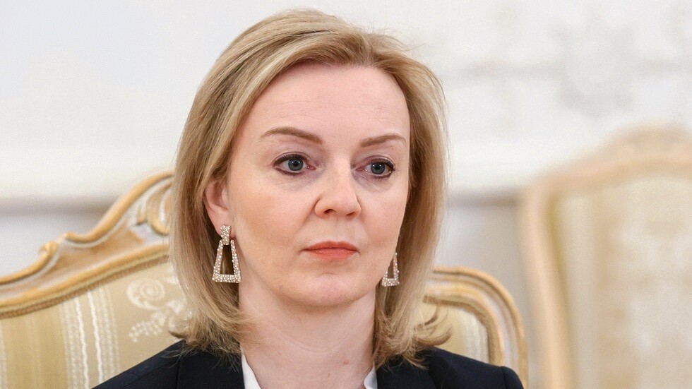 "قفزت فجأة".. سفير روسيا يكشف تصرفا غريبا من ليز تراس خلال لقائه معها يوم بدء العملية العسكرية