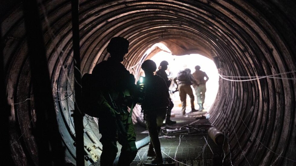 الجيش الإسرائيلي يعلن غمر أنفاق 