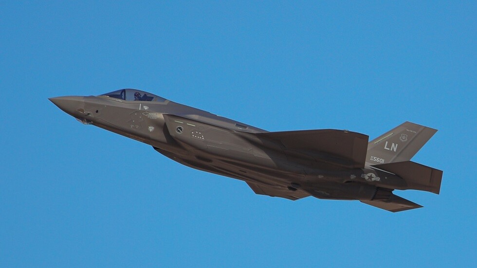 الولايات المتحدة "تغري" تركيا بالتخلي عن "إس-400" مقابل برنامج "إف-35"