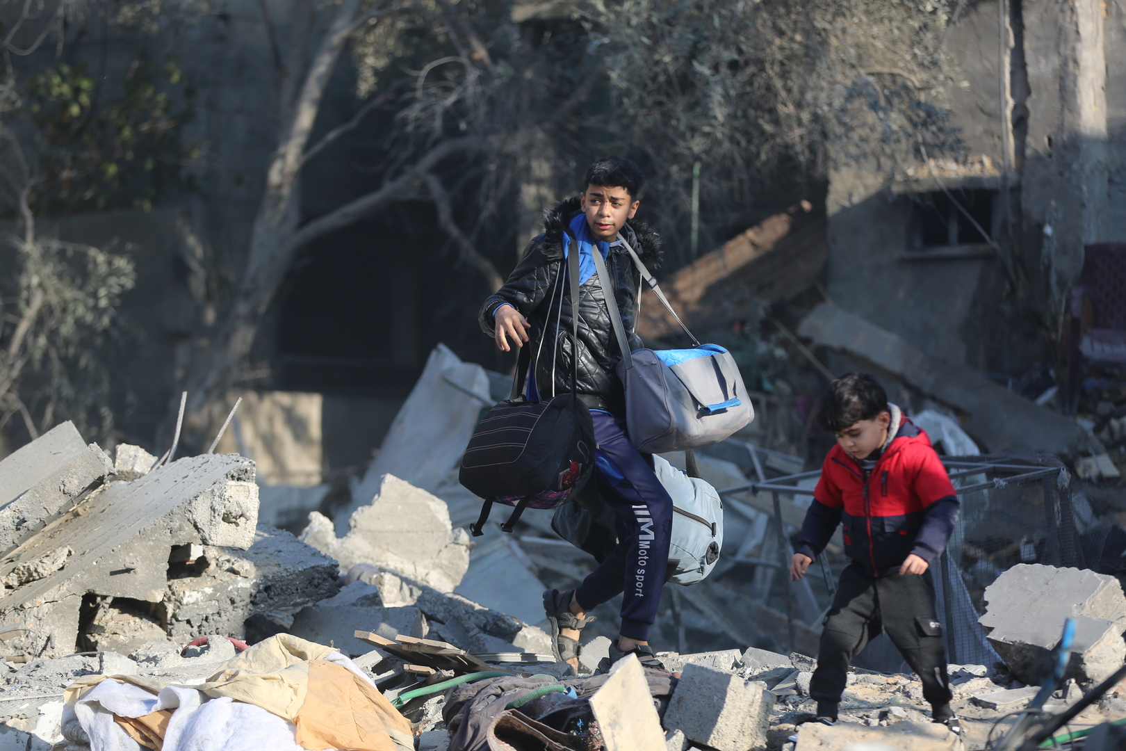 الصحة في غزة: 21978 قتيلا و57697 مصابا منذ بداية الحرب