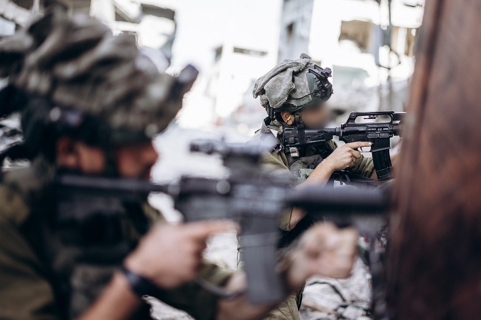 الجيش الإسرائيلي يعلن مقتل جندي وإصابة 3 آخرين بجروح خطيرة في غزة (صورة) الجيش الإسرائيلي يعلن مقتل جندي وإصابة 3 آخرين بجروح خطيرة في غزة (صورة)